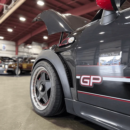 Front Fender Vented in Carbon Fiber - MINI R55 / R56 / R57 / R58 / R59 / GP2 - Image 6
