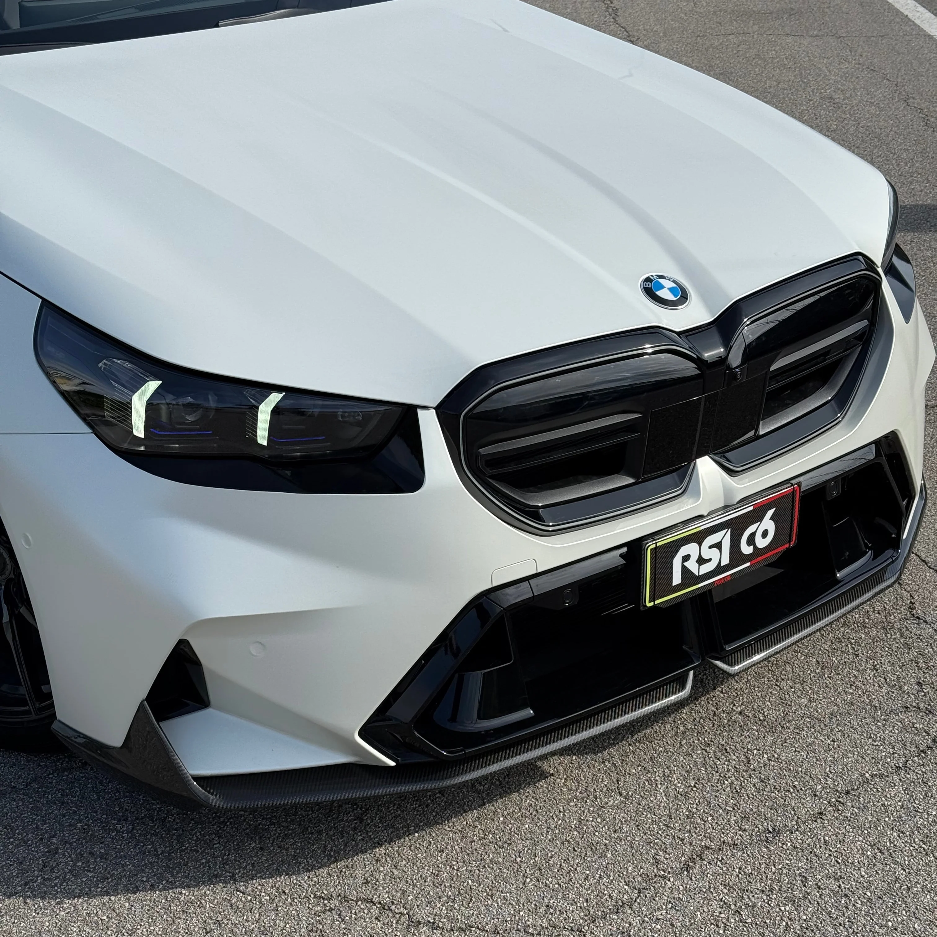Front Lip in Prepreg Carbon Fiber - BMW M5 G90/G99 - Image 3