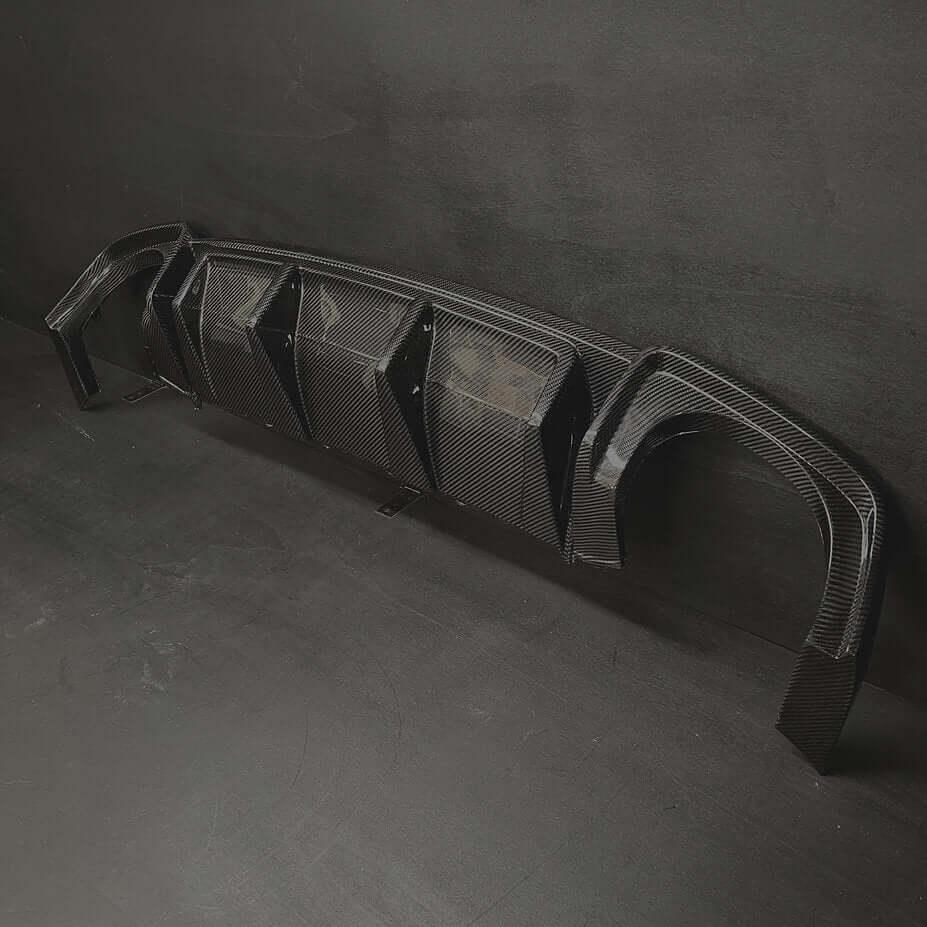 Rear Extractor in Carbon Fiber - AUDI TT / TTS / TT S-Line / TT RS Pre FL 8S Mk3