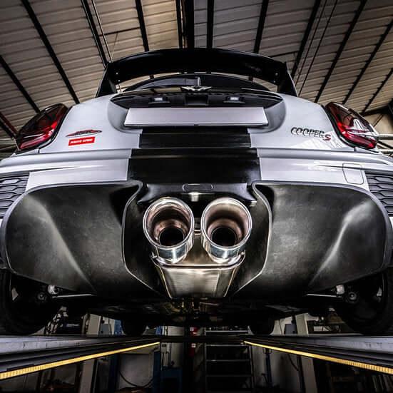 Rear Extractor Diffuser "PRO" in Carbon Fiber - MINI F55 / F56 / F57 - Image 4