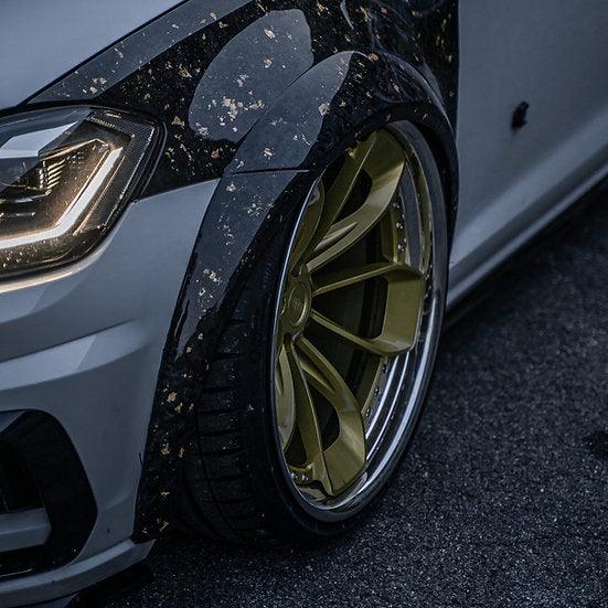 Wide Arches in Forged Carbon - VOLKSWAGEN GOLF 7 / 7.5